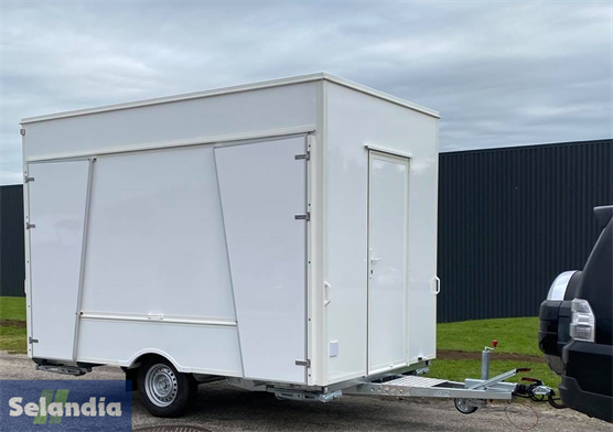 De-luxe New Line 340 salgsvogn med læskærme og plexiglasparti