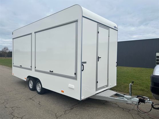 Eksklusiv Aeroline 523 salgsvogn med 3 salgsklapper