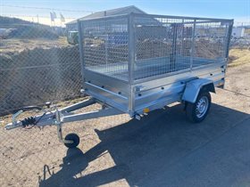 B.752413-750 fritidstrailer m/ 80 cm gittersider