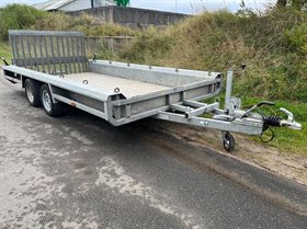 Brugt Henra maskintrailer