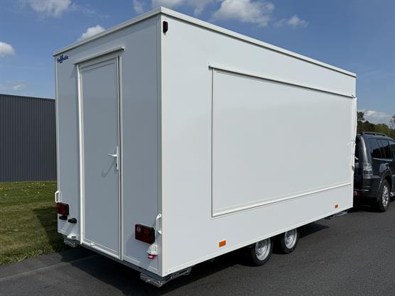 Mobil luksus udskænkningsvogn med salgsklapper der nemt slås op og ned