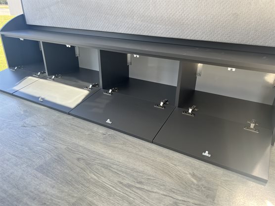 TP 360-1300 Sport Transport Cargo med hylder under seng