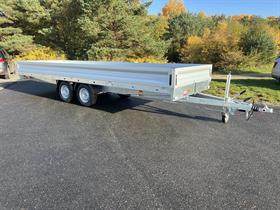 VZ light 3000-617x182 boogietrailer