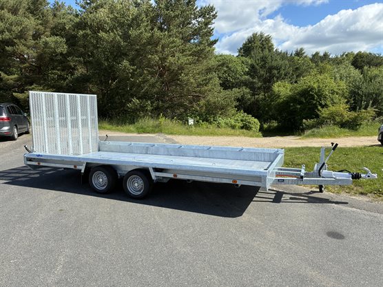 Terrax 2 3500-469 maskintrailer