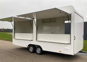TP 521 salgsvogn m/skab og vask